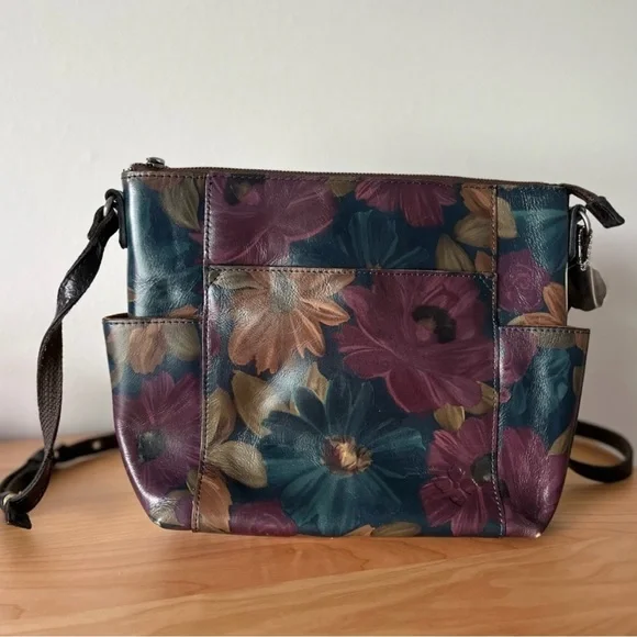 Patricia Nash Floral Crossbody Bag - Picture 3 of 17